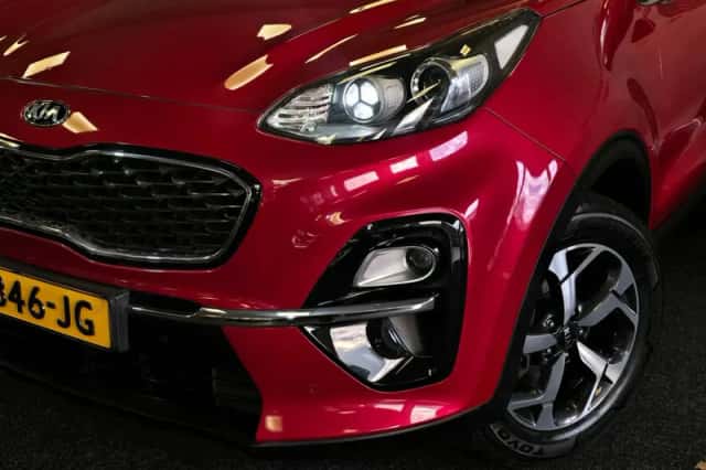Kia Sportage (2019) thumbnail 5