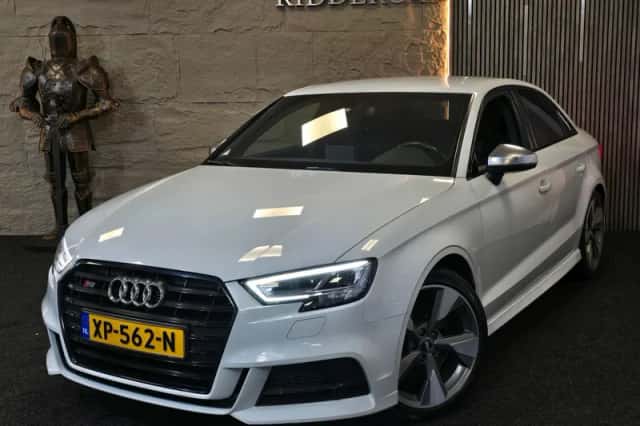 Audi S3 (2017) thumbnail 1