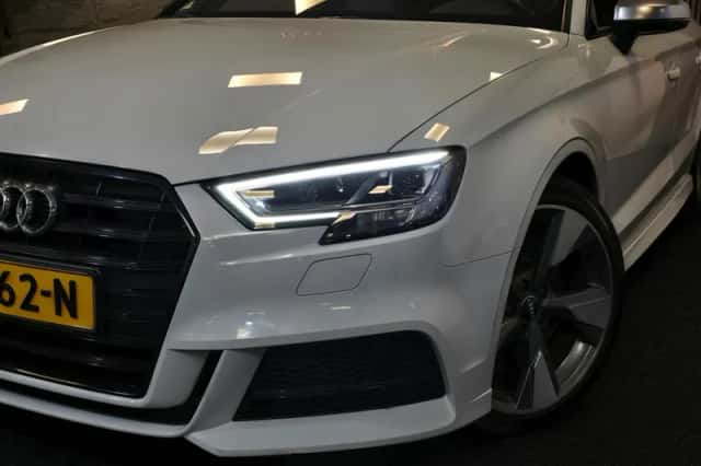 Audi S3 (2017) thumbnail 5