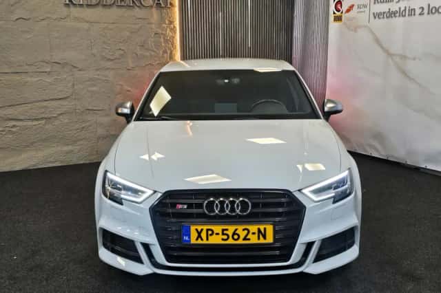 Audi S3 (2017) thumbnail 6