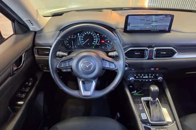 Mazda CX-5 (2021) thumbnail 3