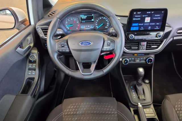 Ford Fiesta (2020) thumbnail 3