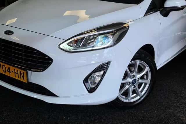 Ford Fiesta (2020) thumbnail 5