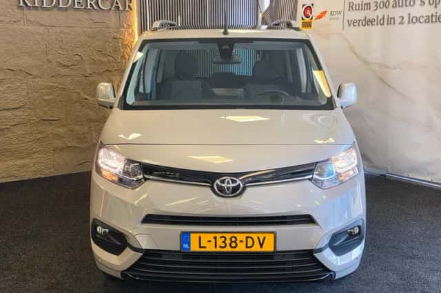 Toyota ProAce City Verso (2021) thumbnail 6