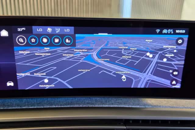 Peugeot 5008 (2025) thumbnail 4
