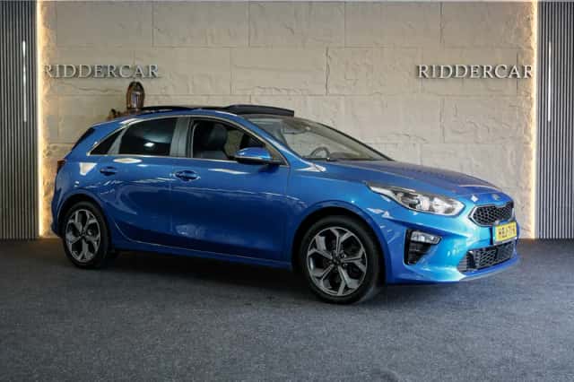 Kia Ceed (2018) thumbnail 3