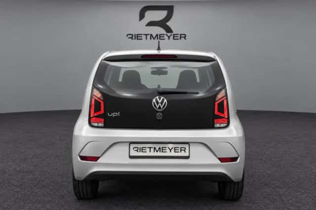 Volkswagen Up! (2022) thumbnail 6