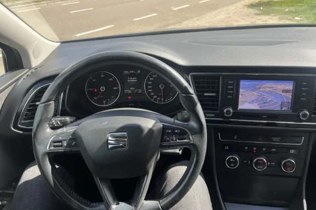 SEAT Leon (2013) thumbnail 5