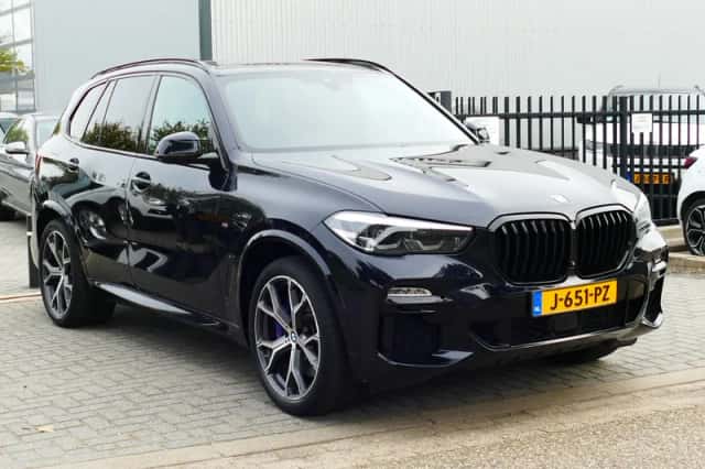 BMW X5 (2020) thumbnail 1