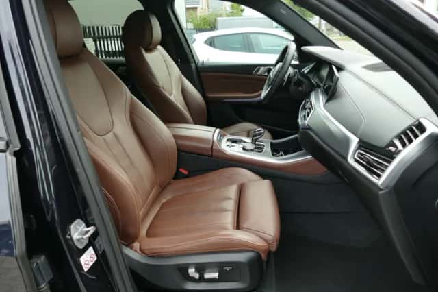 BMW X5 (2020) thumbnail 3