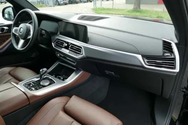 BMW X5 (2020) thumbnail 6
