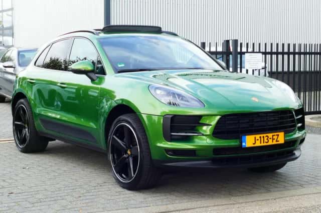 Porsche Macan (2018) thumbnail 1