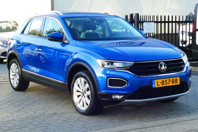 Volkswagen T-Roc (2020) thumbnail 1