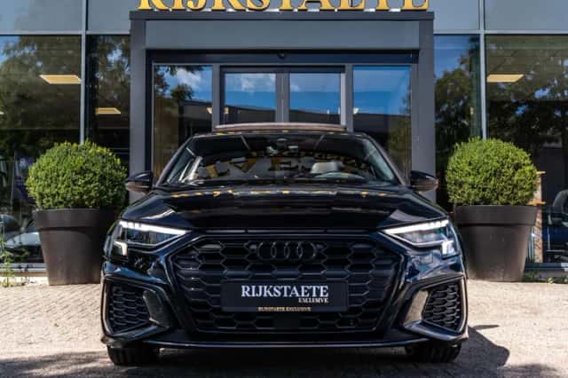 Audi A3 (2021) thumbnail 3