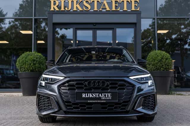 Audi A3 (2023) thumbnail 3