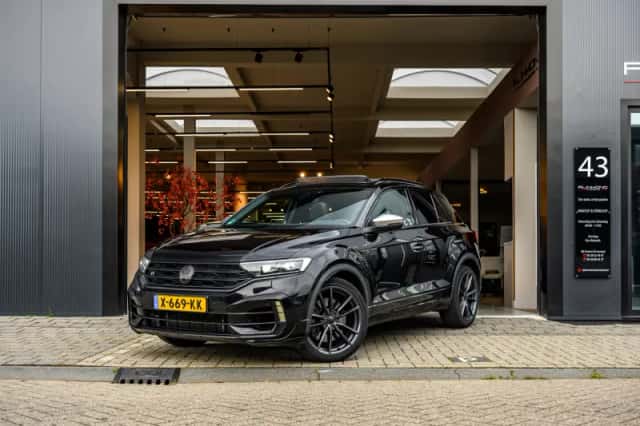 Volkswagen T-Roc (2020) thumbnail 1