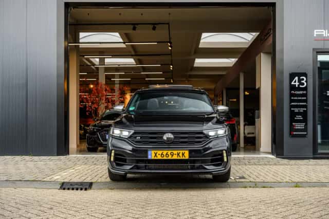 Volkswagen T-Roc (2020) thumbnail 4