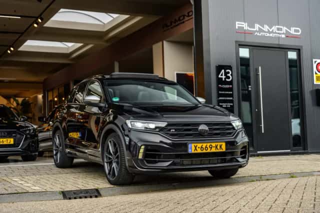 Volkswagen T-Roc (2020) thumbnail 5