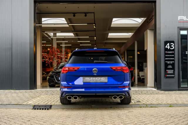 Volkswagen Golf (2021) thumbnail 5