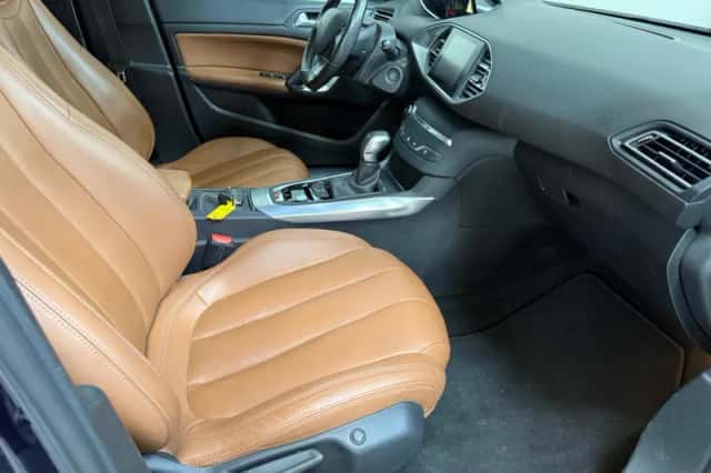 Peugeot 308 (2016) thumbnail 6