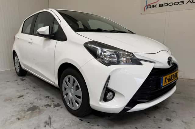 Toyota Yaris (2019) thumbnail 1