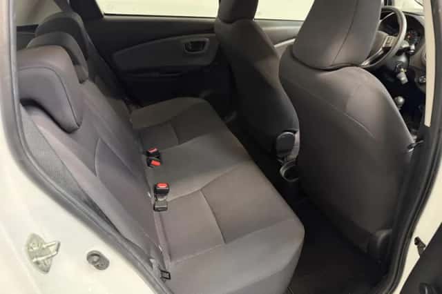 Toyota Yaris (2019) thumbnail 6