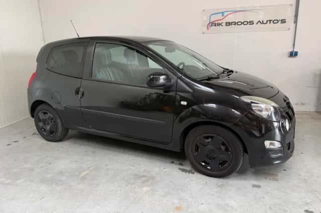 Renault Twingo (2013) thumbnail 2