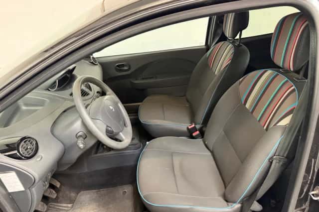 Renault Twingo (2013) thumbnail 6
