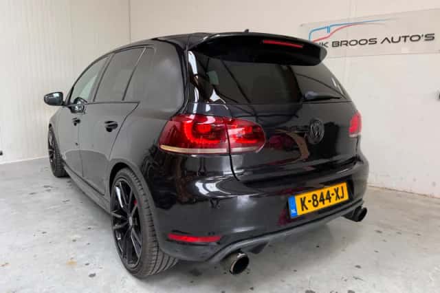 Volkswagen Golf (2011) thumbnail 3