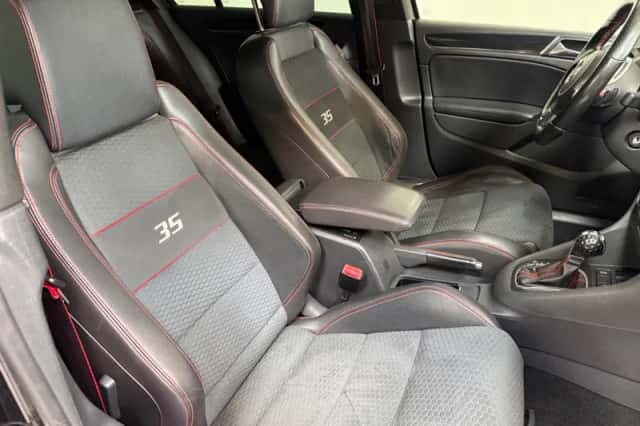 Volkswagen Golf (2011) thumbnail 6
