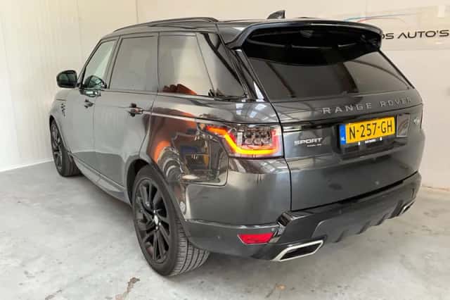 Land Rover Range Rover Sport (2018) thumbnail 3