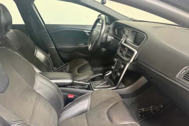 Volvo V40 (2018) thumbnail 5