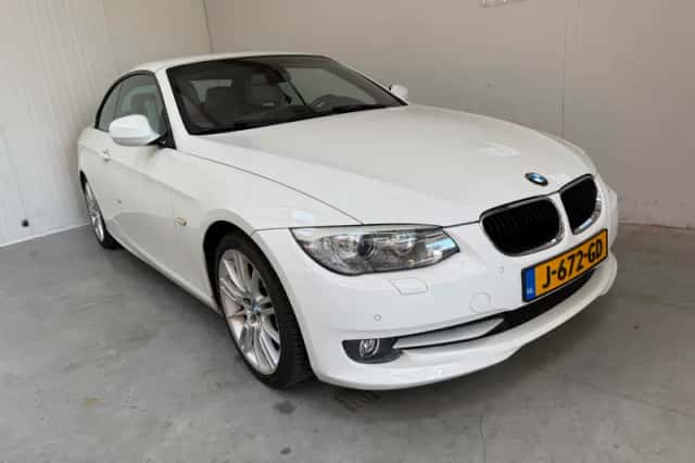 BMW 3-Serie (2011) thumbnail 1