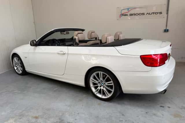 BMW 3-Serie (2011) thumbnail 5