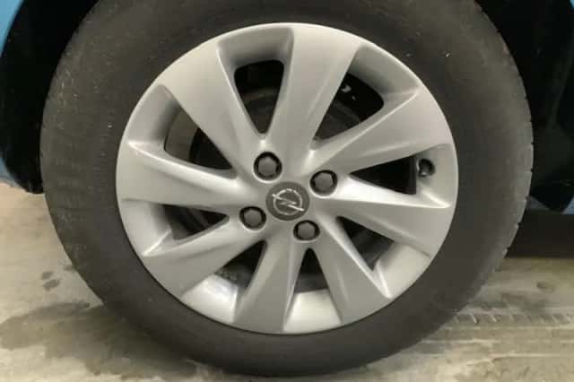Opel Corsa (2017) thumbnail 4
