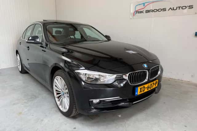 BMW 3-Serie (2015) thumbnail 1