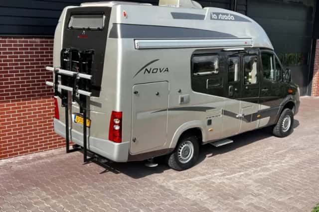 La Strada Nova (2017) thumbnail 3
