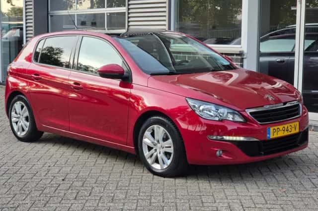 Peugeot 308 (2017) thumbnail 6