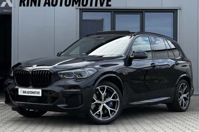BMW X5 (2022) thumbnail 1