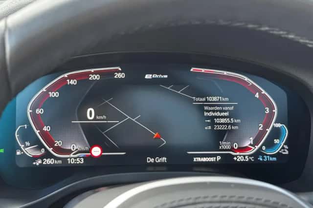 BMW X3 (2022) thumbnail 6