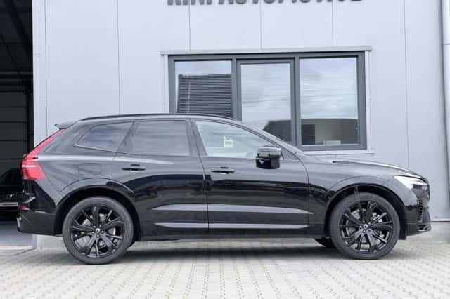Volvo XC60 (2024) thumbnail 3