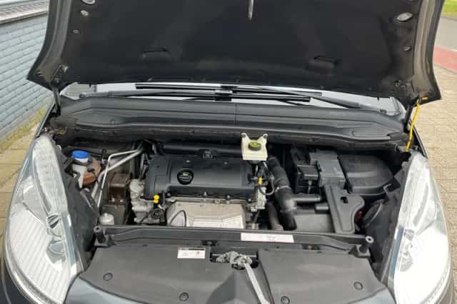 Citroën C4 (2012) thumbnail 5