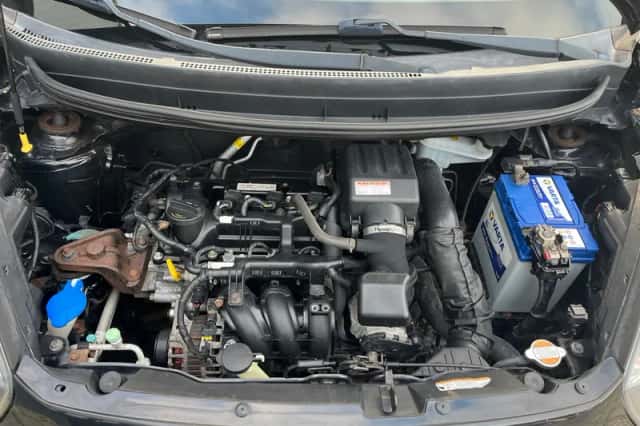 Kia Picanto (2012) thumbnail 6