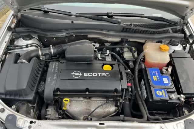 Opel Astra (2007) thumbnail 5