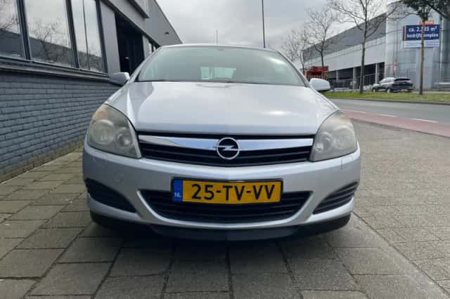 Opel Astra (2007) thumbnail 6