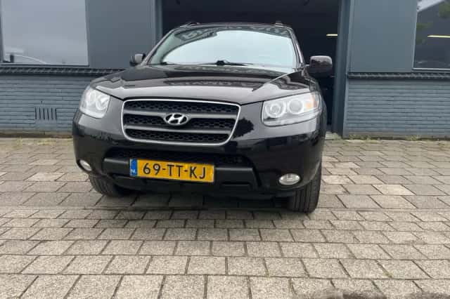 Hyundai Santa Fe (2007) thumbnail 2
