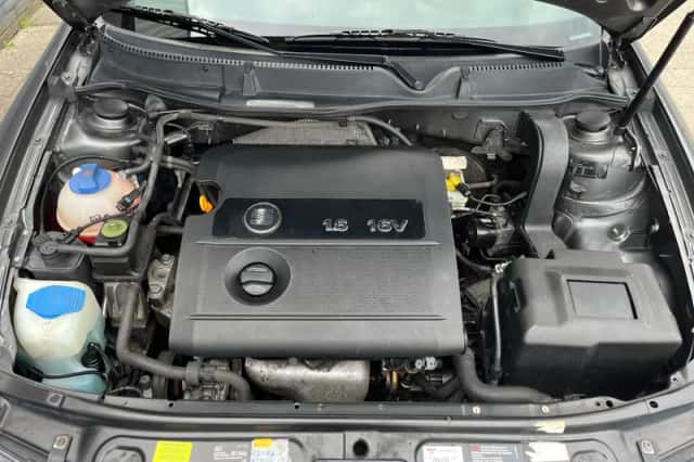 SEAT Toledo (2003) thumbnail 3