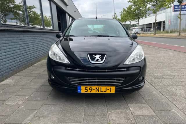 Peugeot 206 (2010) thumbnail 6