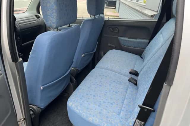 Suzuki Wagon R+ (2001) thumbnail 6