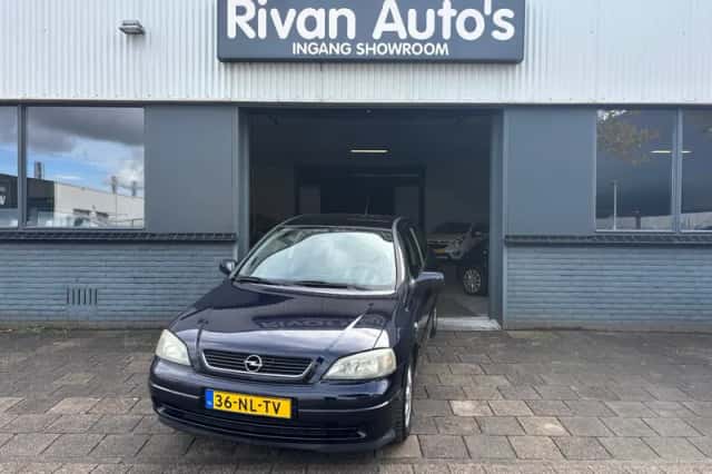 Opel Astra (2003) thumbnail 1